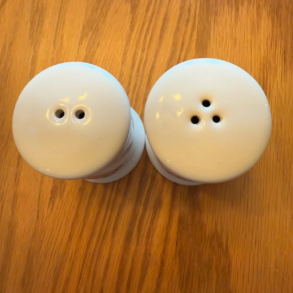 Vintage Mc. Ilhenny Co. Tabasco Pepper Sauce Salt and Pepper Shakers